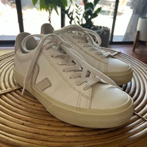 Veja Campo sneaker in white size 38